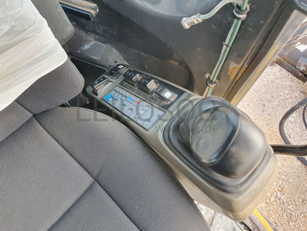 Giratória Case CX80