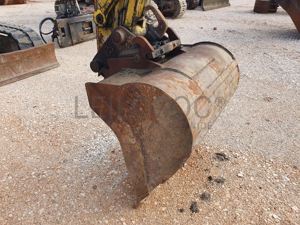 Giratória Case CX80