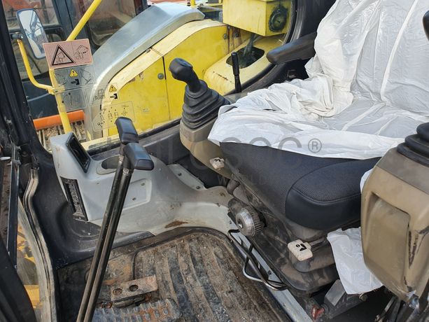 Giratória Case CX80