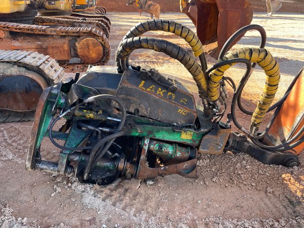 Giratória Doosan DX 225 NLC