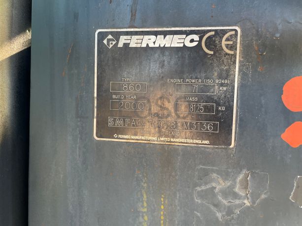 Retroescavadora Fermec 860