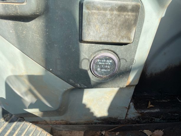 Giratória Hyundai Robex 180 LC-7A