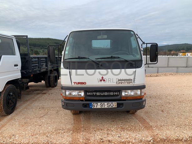 Mitsubishi Canter · Ano 2001