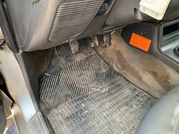 Mitsubishi L200 · Ano 2001