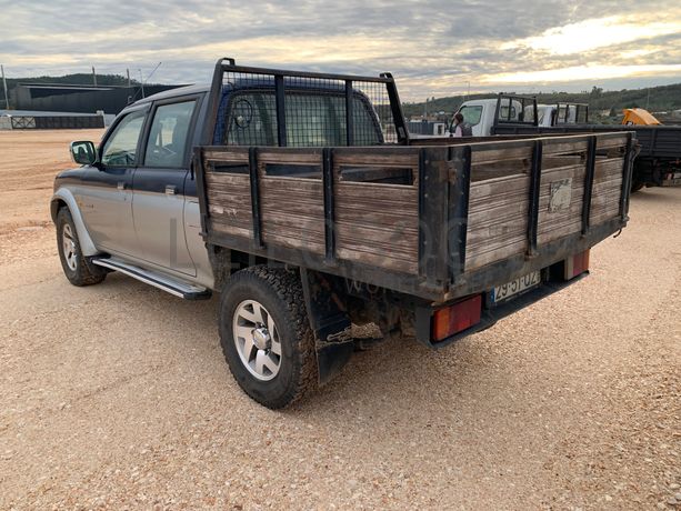 Mitsubishi L200 · Ano 2001
