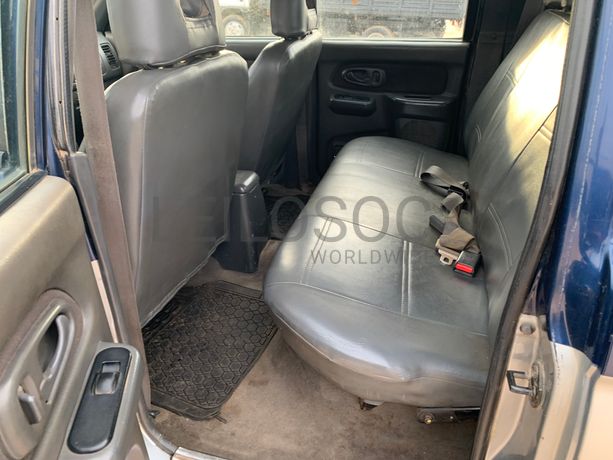 Mitsubishi L200 · Ano 2001