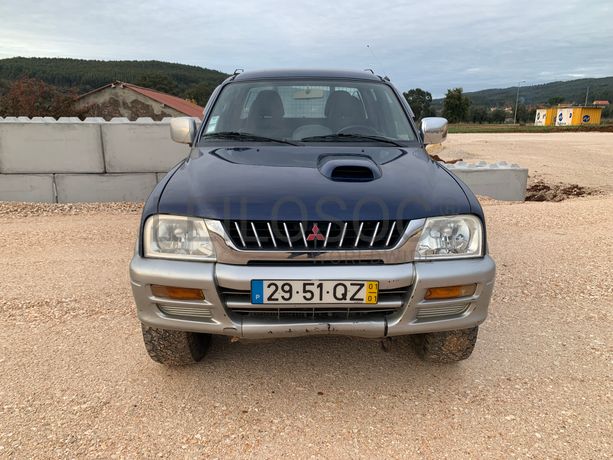 Mitsubishi L200 · Ano 2001