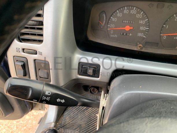 Mitsubishi L200 · Ano 2001