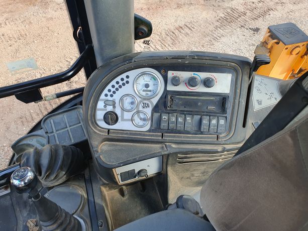 Retroescavadora JCB 3CX