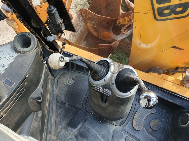 Retroescavadora JCB 3CX