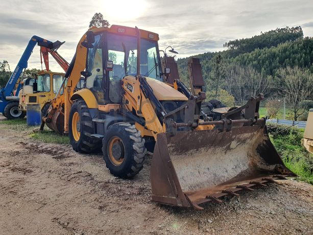 Retroescavadora JCB 3CX