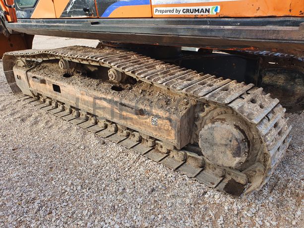 Giratória Daewoo Solar 225NLC-V