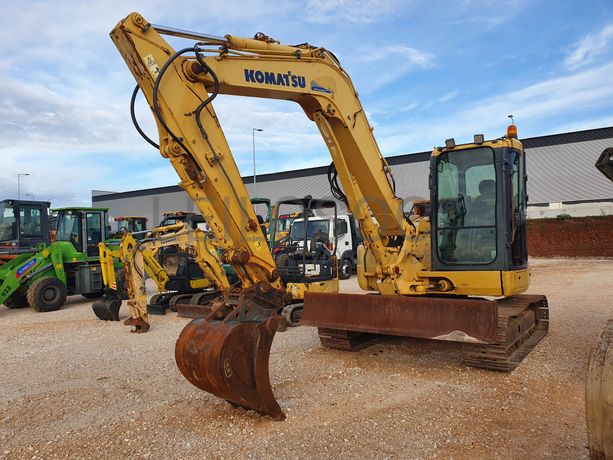 Giratória Komatsu PC88MR-8