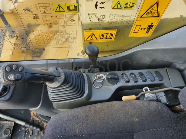 Giratória Komatsu PC88MR-8