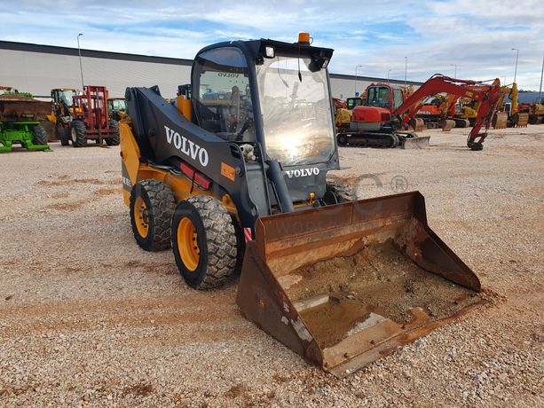 Mini Pá Carregadora Volvo MC 115C