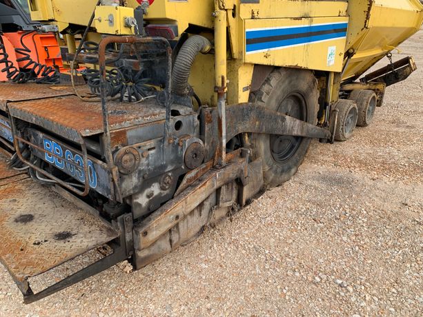 Espalhadora Asfalto Bitelli BB 630