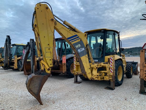 Retroescavadora Komatsu, modelo WB 93R-5