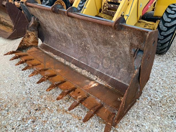 Retroescavadora Komatsu, modelo WB 93R-5