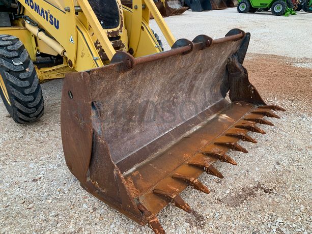 Retroescavadora Komatsu, modelo WB 93R-5