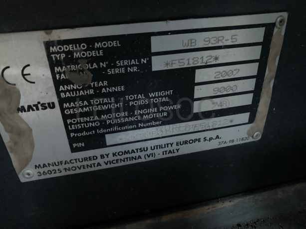 Retroescavadora Komatsu, modelo WB 93R-5
