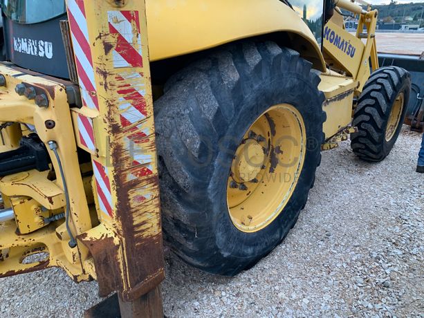 Retroescavadora Komatsu, modelo WB 93R-5