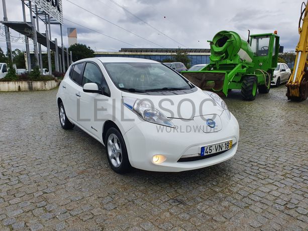 Nissan Leaf · Elétrico · Ano 2014