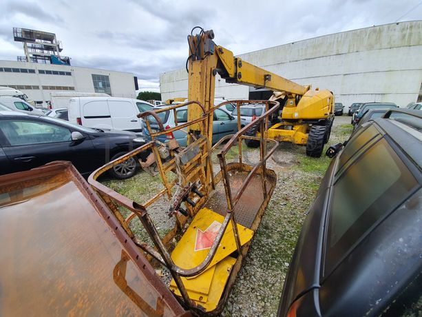 Plataforma Elevatória Haulotte H16TPX