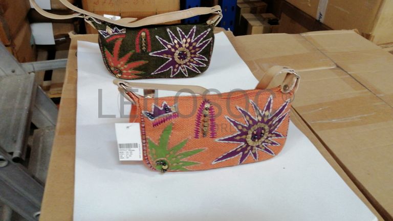 Lote malas e carteiras de senhora