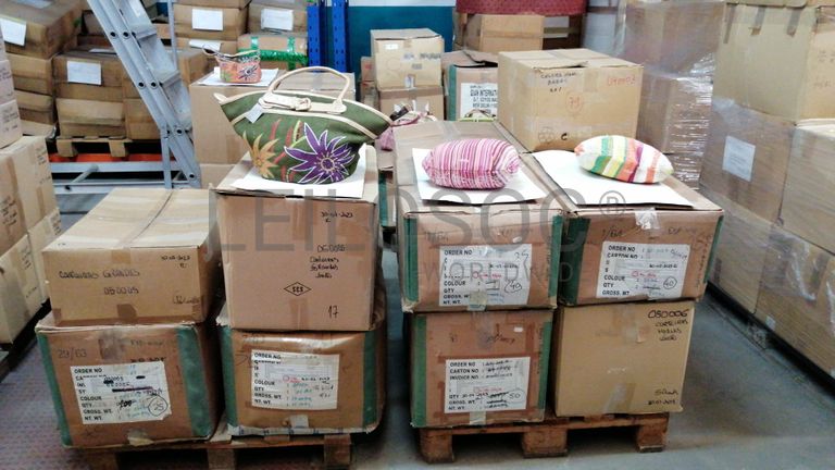 Lote malas e carteiras de senhora