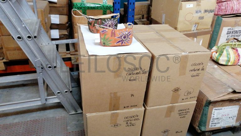 Lote malas e carteiras de senhora