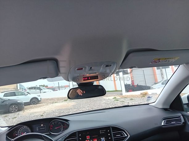 Peugeot 308 · Ano 2018