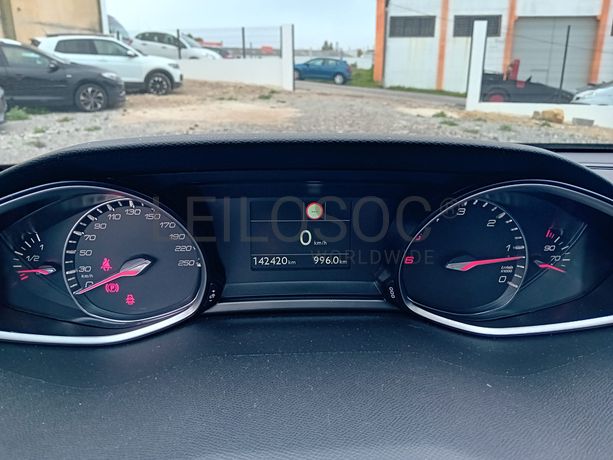 Peugeot 308 · Ano 2018