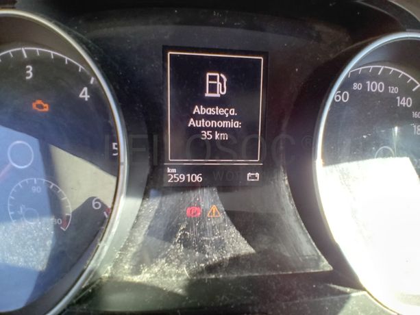 Volkswagen Golf TDI · Ano 2015