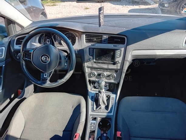 Volkswagen Golf TDI · Ano 2015