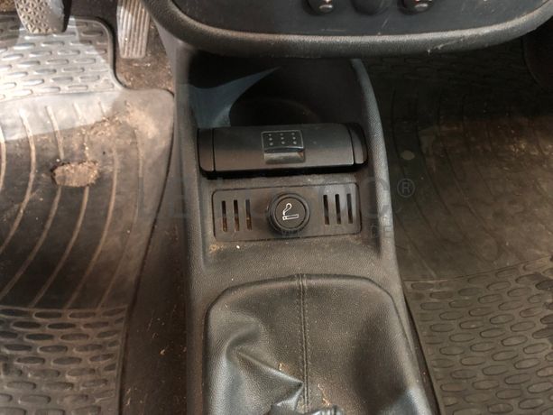 Opel Combo 1.7 CDTI · Ano 2008