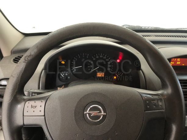 Opel Combo 1.7 CDTI · Ano 2008