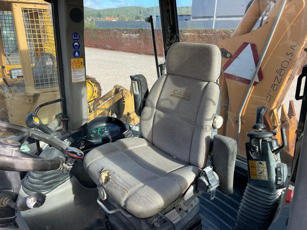 Retroescavadora Case 580 SR 3