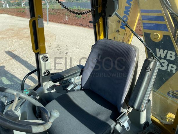 Retroescavadora Komatsu W 93 R