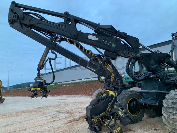 Destroçadora Florestal John Deere