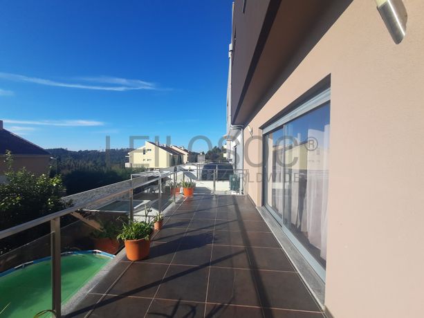 Proporção de 1/2 de Moradia V4 · Valongo