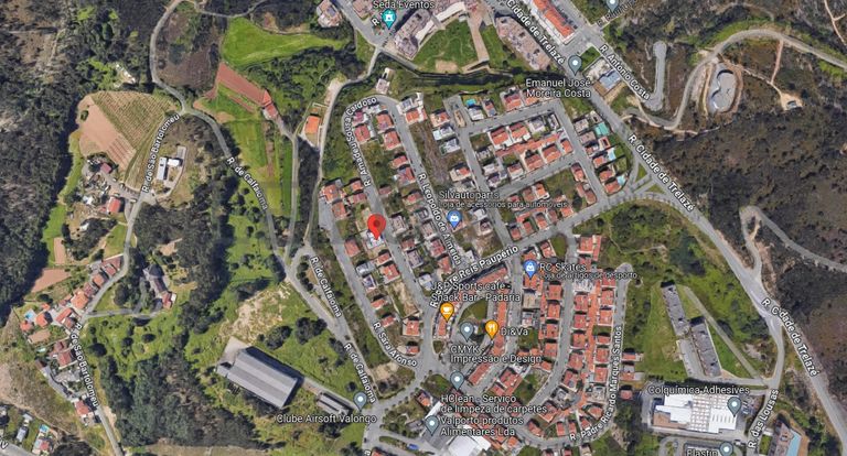 Proporção de 1/2 de Moradia V4 · Valongo