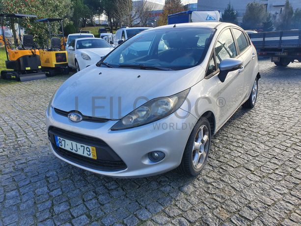 Ford Fiesta · Ano 2010 87-JJ-79