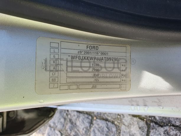 Ford Fiesta · Ano 2010 87-JJ-79