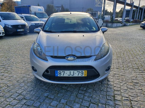 Ford Fiesta · Ano 2010 87-JJ-79
