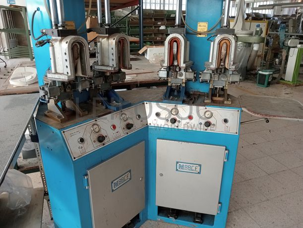 Máquinas de moldar · Escovadeira