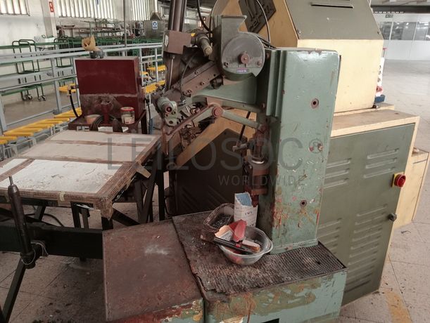 Máquina de pregar semilha · Reativador