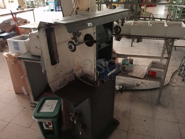 Máquina de limpar sola