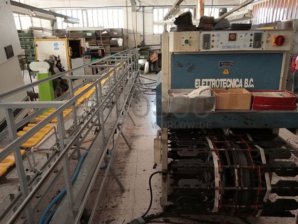 Prensa de colar solas · Reativador de solas · Lixadeira