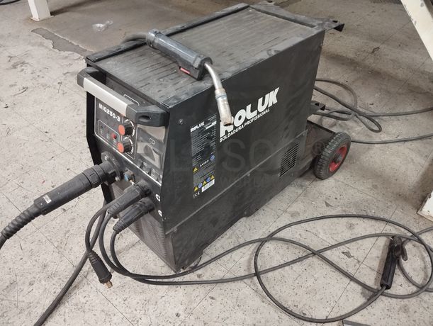 Equipamentos · Indústria Metalomecânica