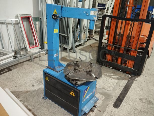 Equipamentos · Indústria Metalomecânica